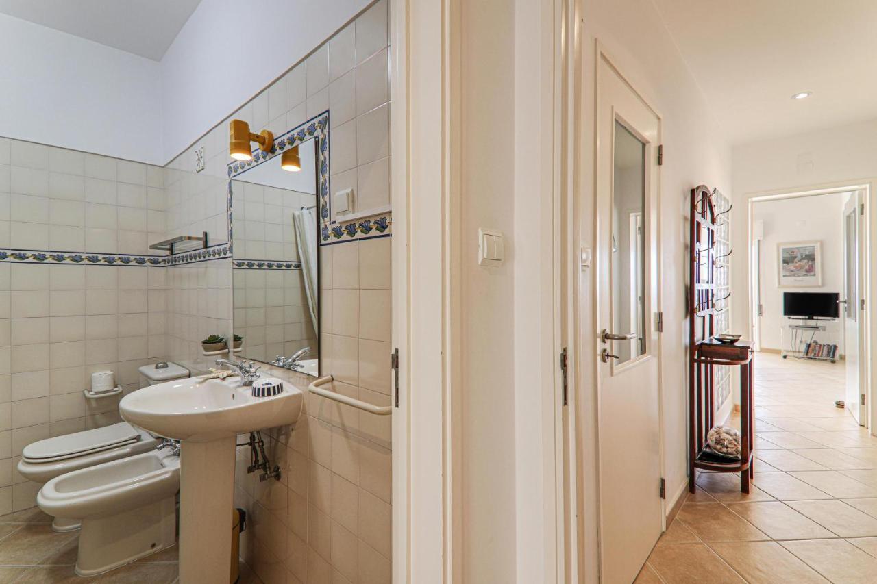 Sail Away Apartment Quarteira Luaran gambar